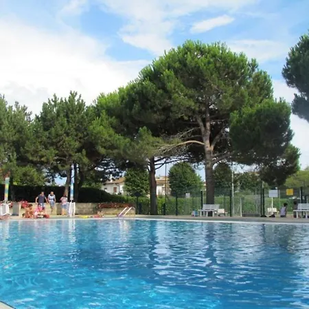 Lägenhet Very Nice In A With Swimming Pools - By Beahost *